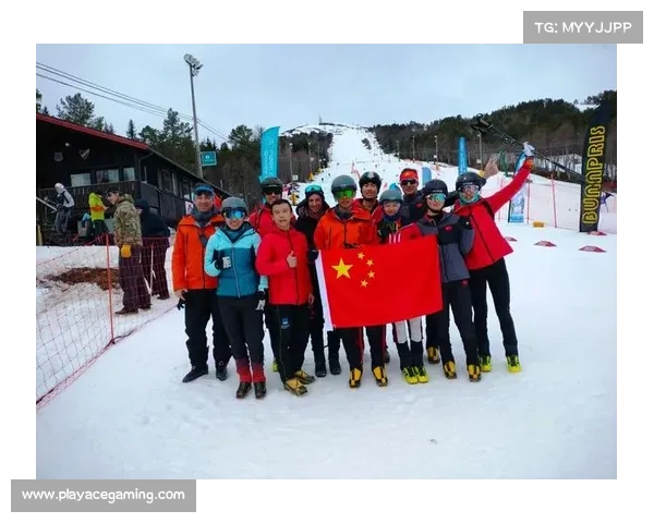 中国滑雪队首登世界杯领奖台 力争北京冬奥会佳绩 中国滑雪队首登世界杯领奖台 力争北京冬奥会佳绩