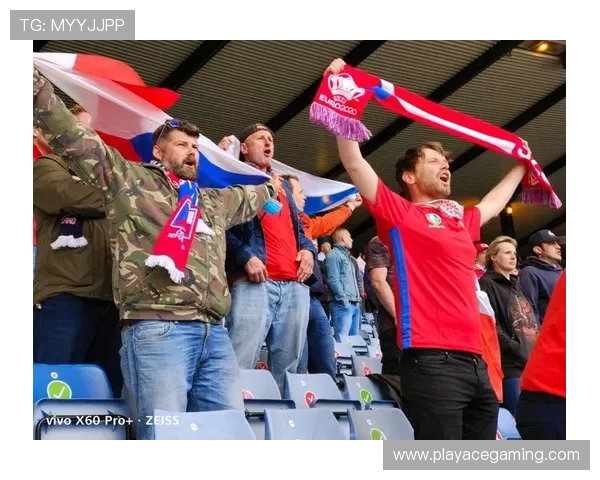 欧洲杯燃情巅峰对决高光时刻引爆全网掀起震撼狂潮 欧洲杯燃情巅峰对决高光时刻引爆全网掀起震撼狂潮