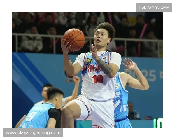 刘炜透露赵睿膝盖和跟腱出现问题需进行康复治疗 刘炜透露赵睿膝盖和跟腱出现问题需进行康复治疗