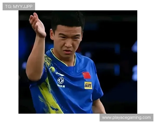 向鹏倒地旋转爆冲绝杀震撼全场 外国解说惊呆 国乒绝技获评当日最佳